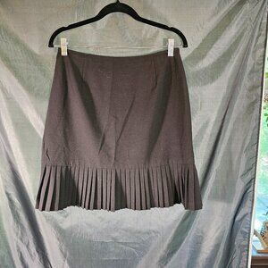 Briggs New York pretty black skirt